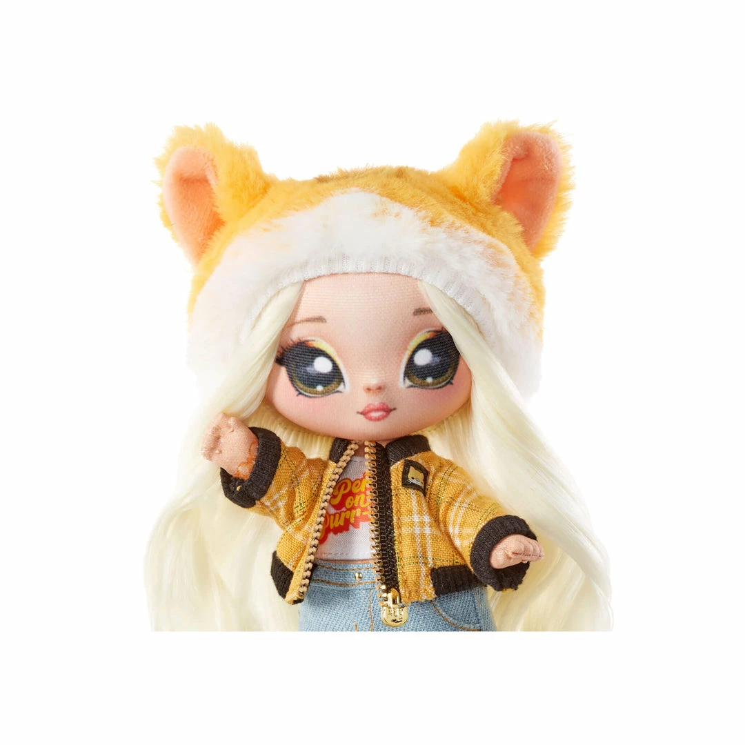 Na Na Na Surprise Glam Series 2 Tabitha Nekota - Tabby Cat-Inspired 7.5" Fashion Doll 4 Na Na Na Surprise Glam Series 2 Tabitha Nekota - Tabby Cat-Inspired 7.5" Fashion Doll