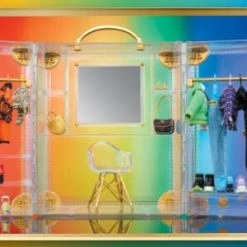 Rainbow High Deluxe Fashion Closet Playset With 400+ Fashion Combinations